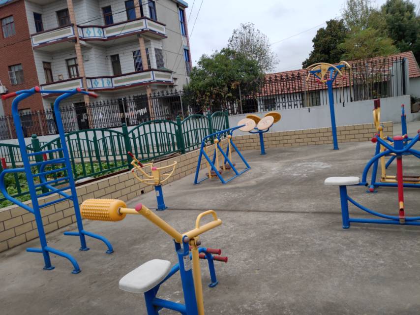 萬隆村萬三13組