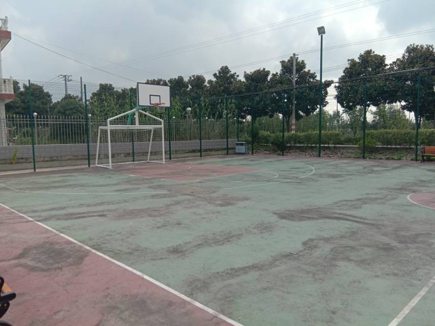人民村9隊籃球場