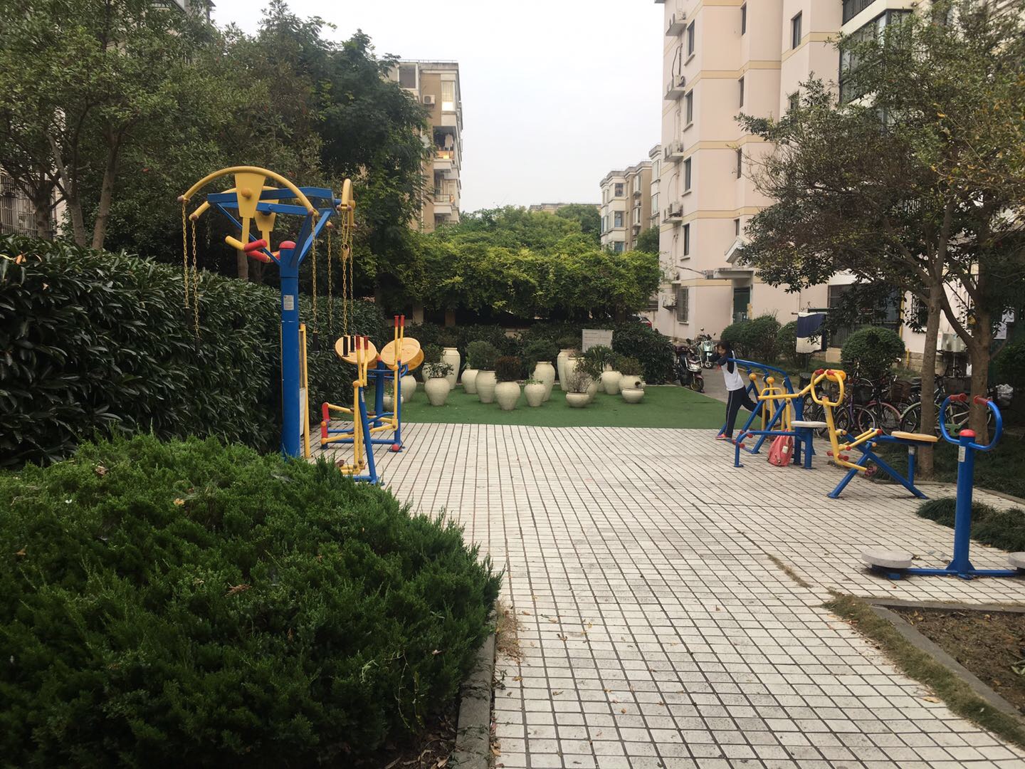 黃山三居小區健身點