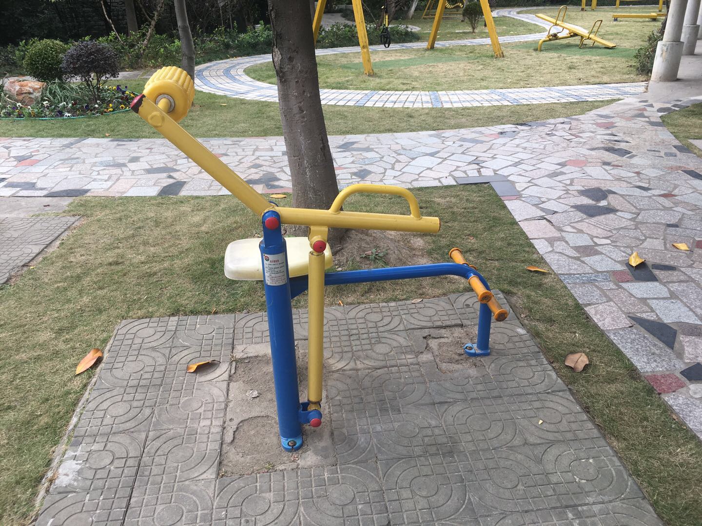 腹背鍛煉器 腹背鍛煉器