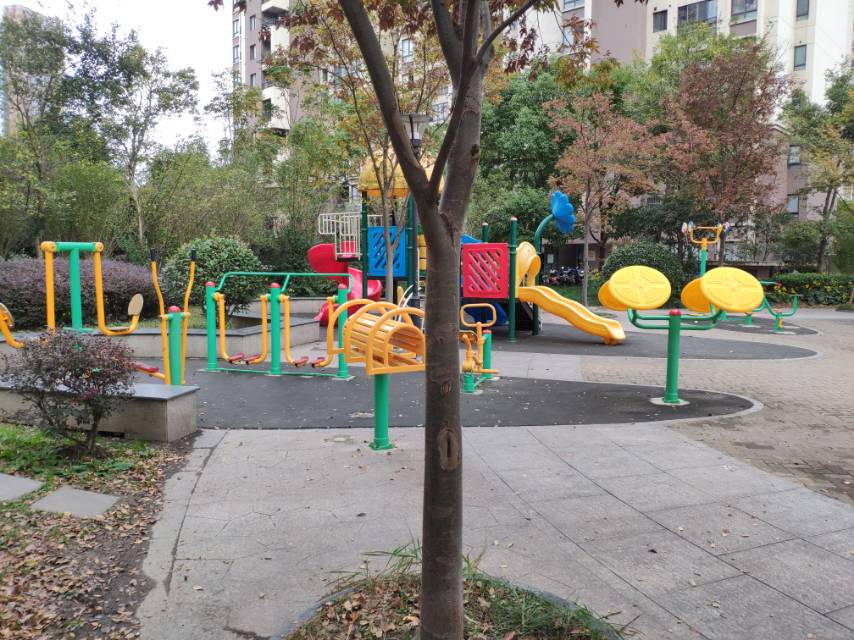 華沁家園健身點