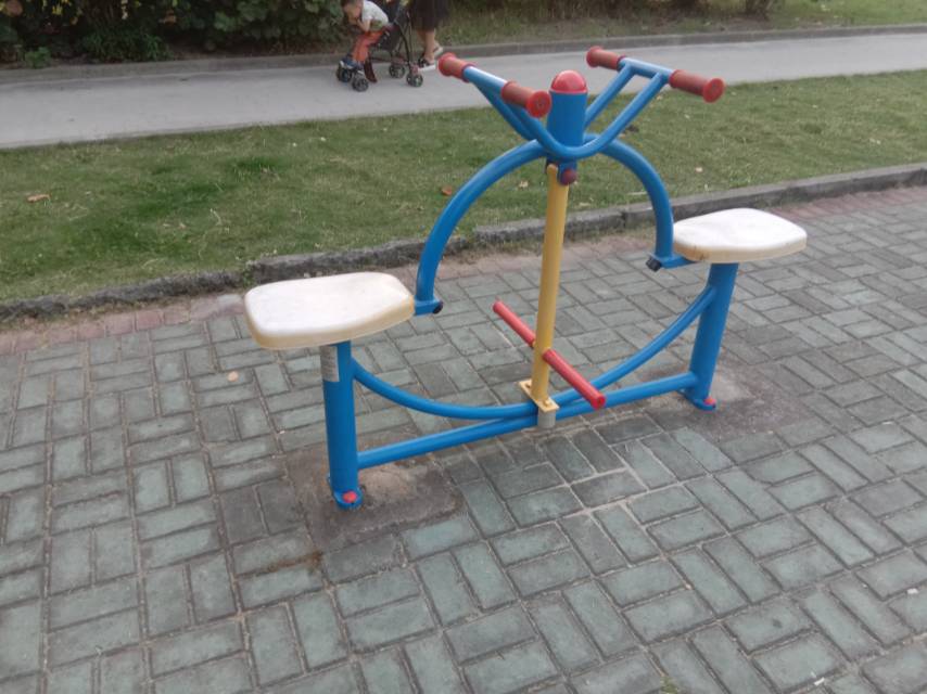 下肢康復器