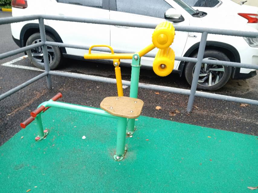 腹背鍛煉器 腹背鍛煉器