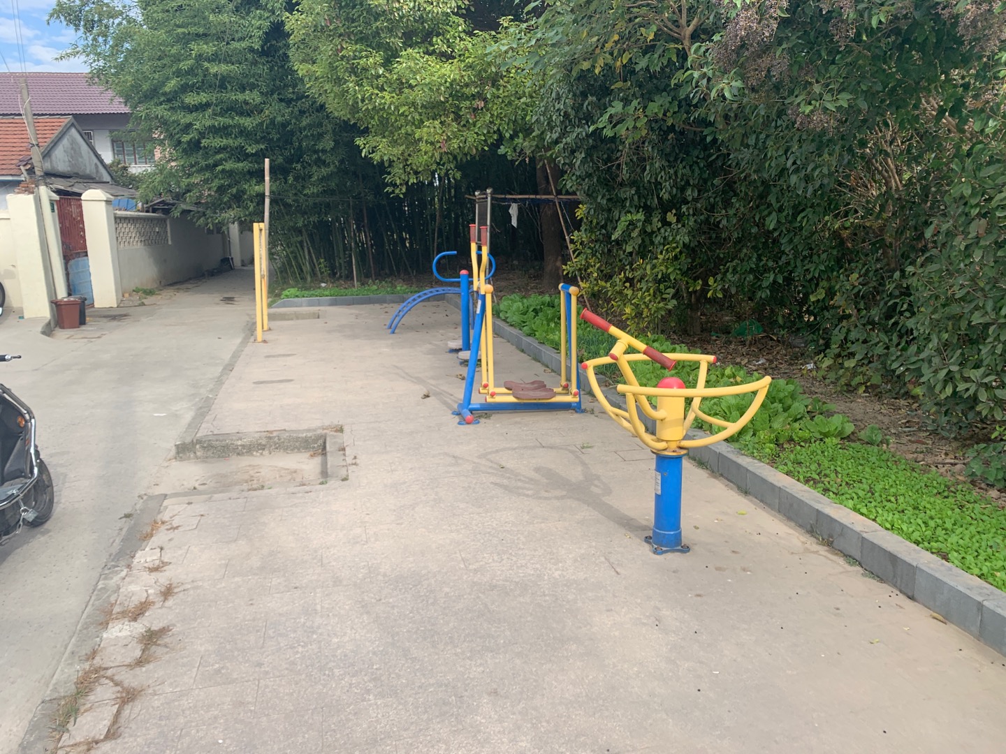 東海村小梁山健身點(diǎn)