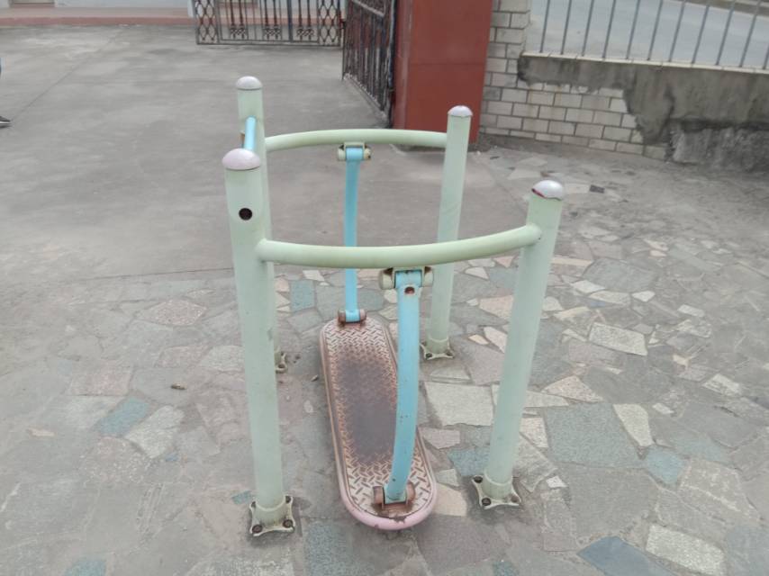 晃板健身器 晃板健身器