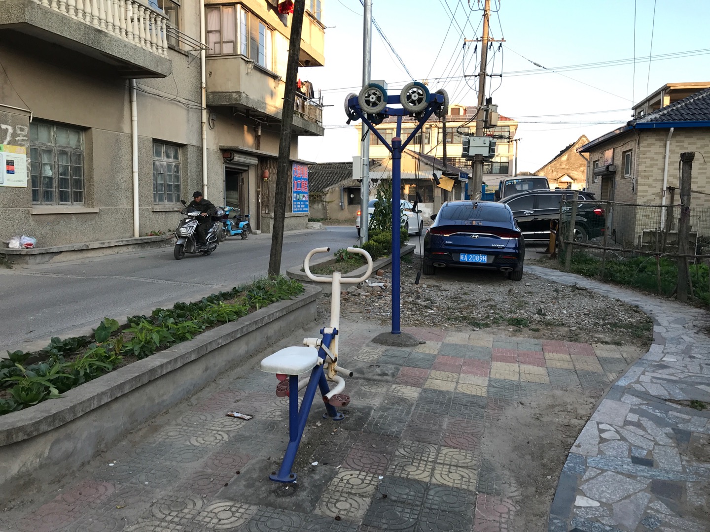 浦東新區大團鎮洪通路健身苑點 浦東新區大團鎮洪通路健身苑點