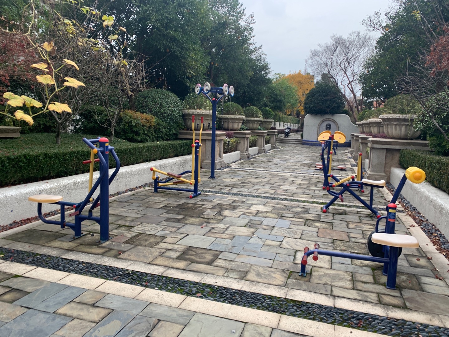 萬源一居居委B健身苑點