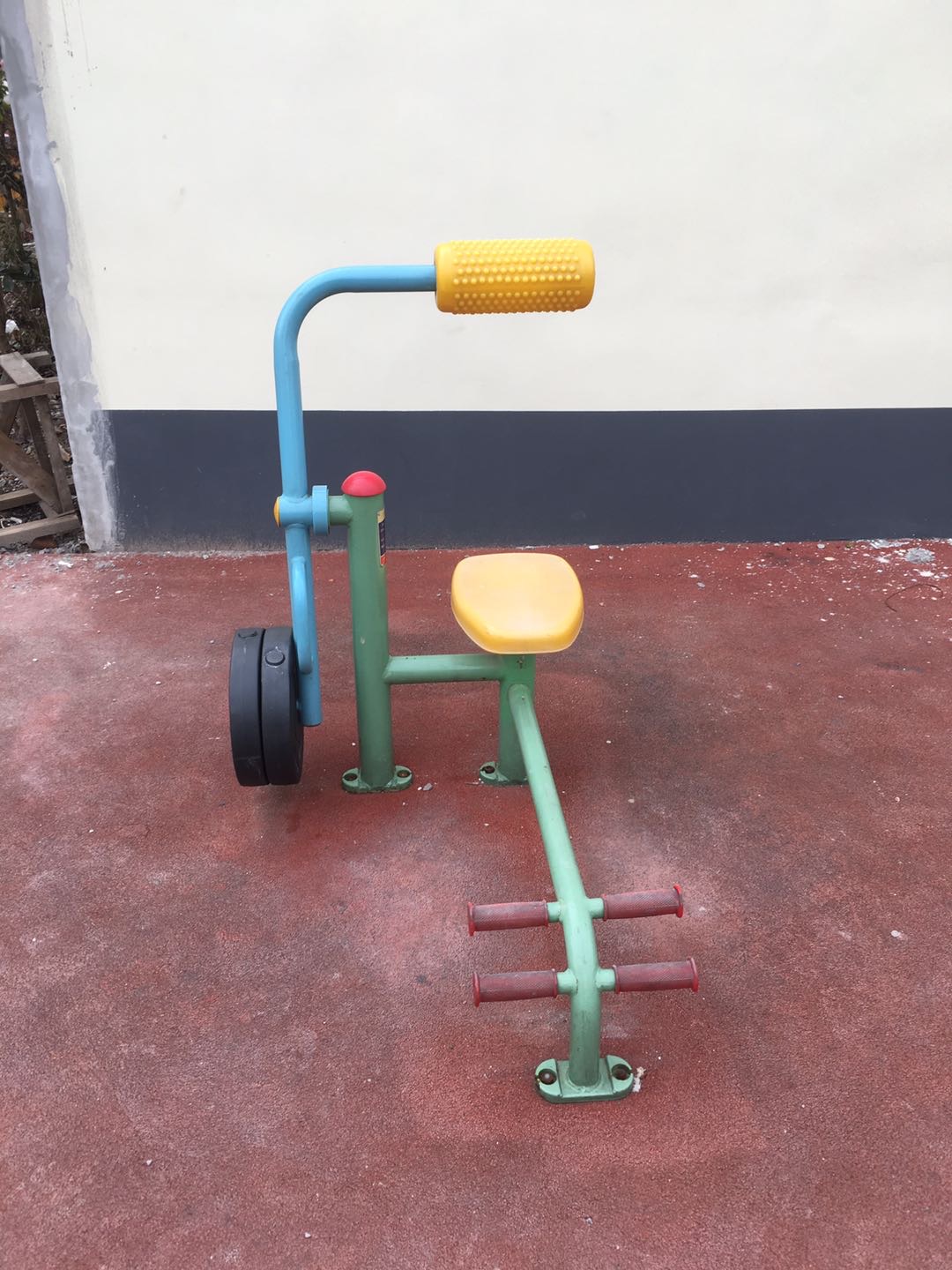 腹背鍛煉器 腹背鍛煉器