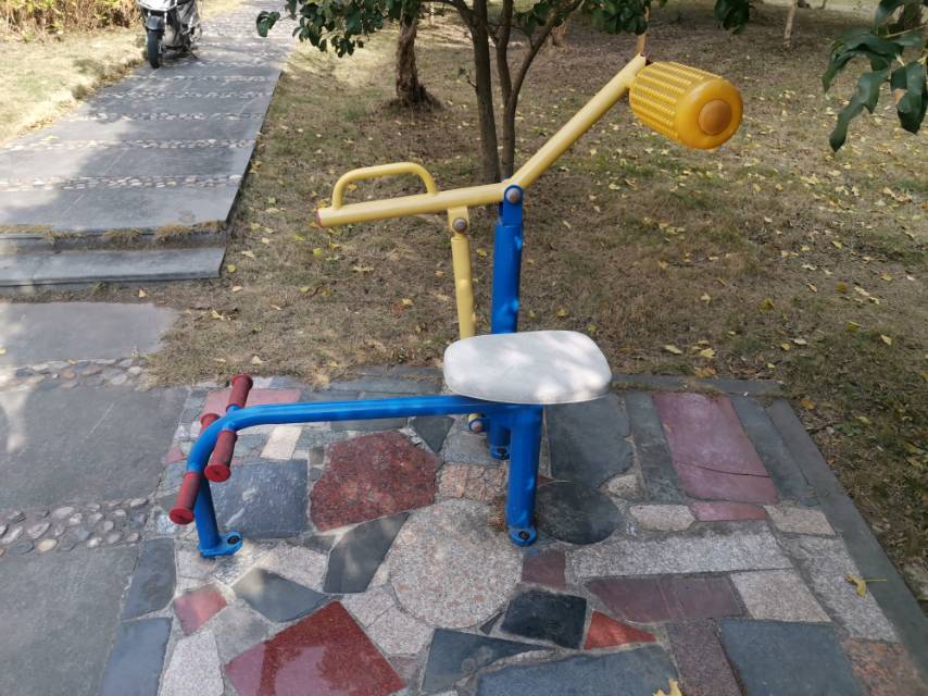 腹背鍛煉器 腹背鍛煉器