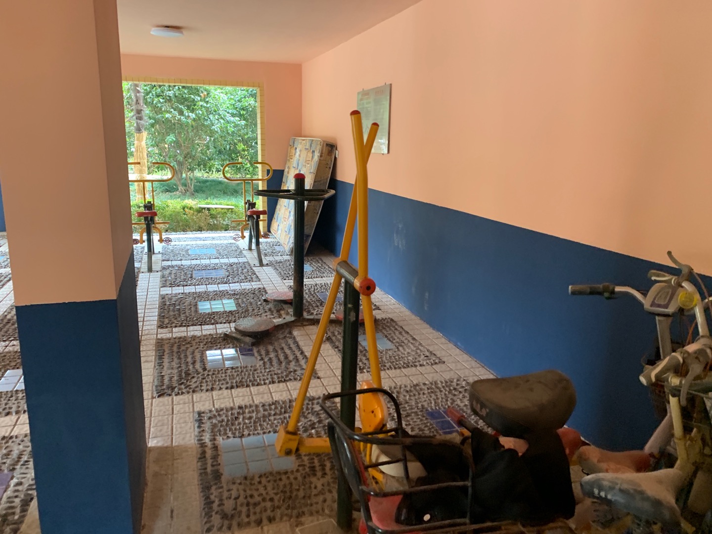 虹華苑流晶逸彩健身苑點D