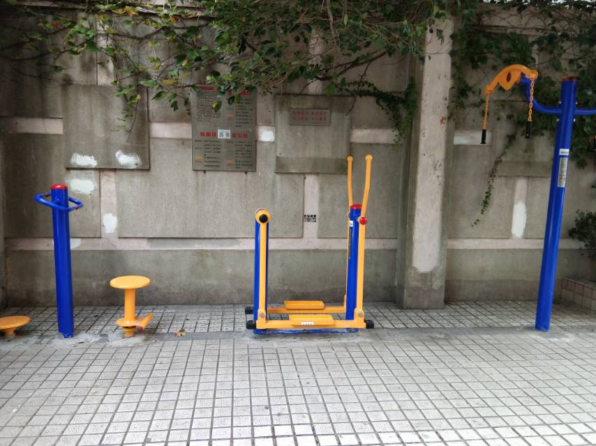 牌樓居委健身點(diǎn)
