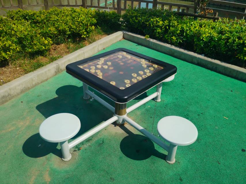 軌道棋牌桌