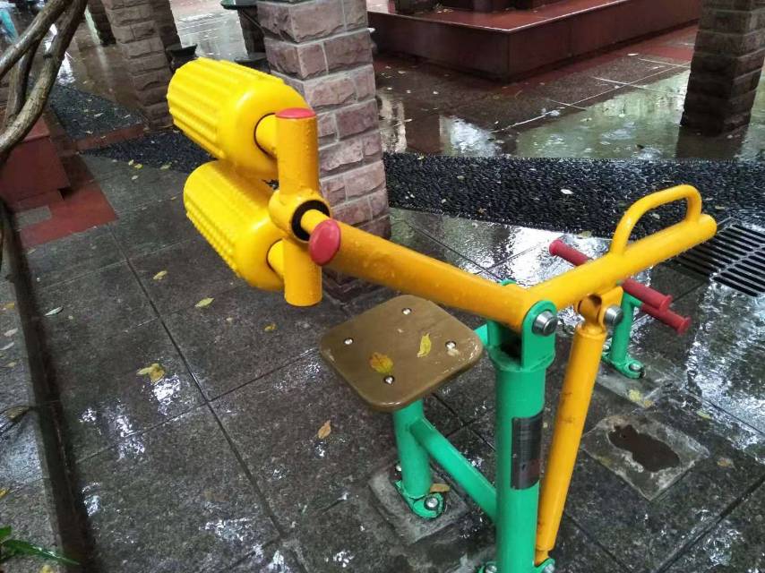 腹背鍛煉器 腹背鍛煉器