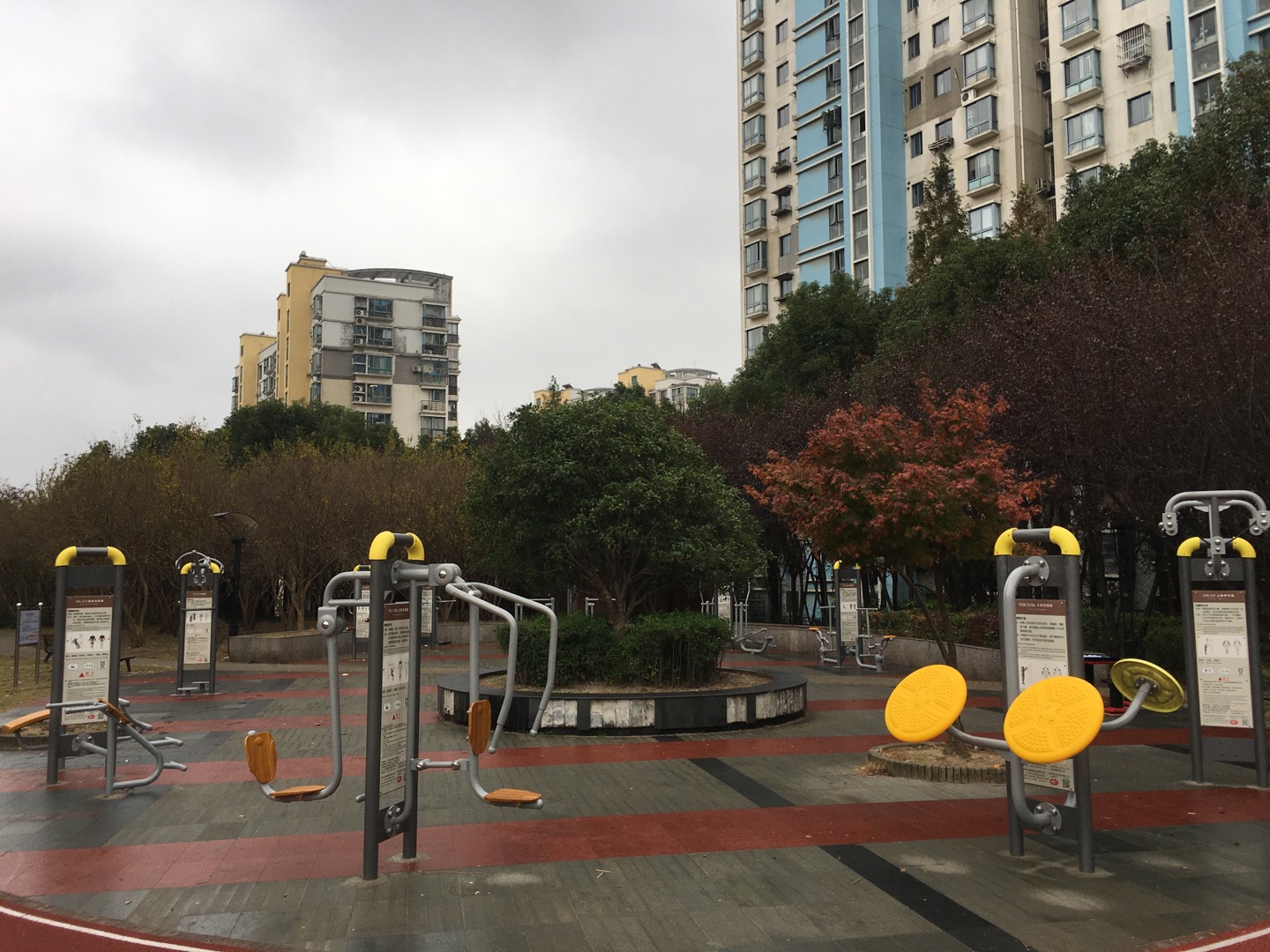 永泰花苑居委健身點3 永泰花苑居委健身點3