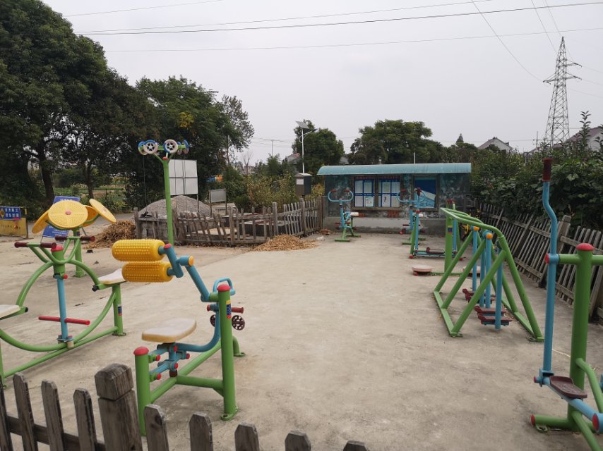 果園村14組健身點 果園村14組健身點