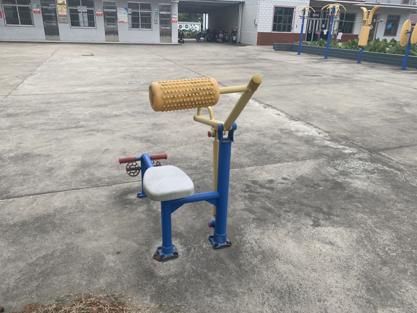 腹背鍛煉器 腹背鍛煉器