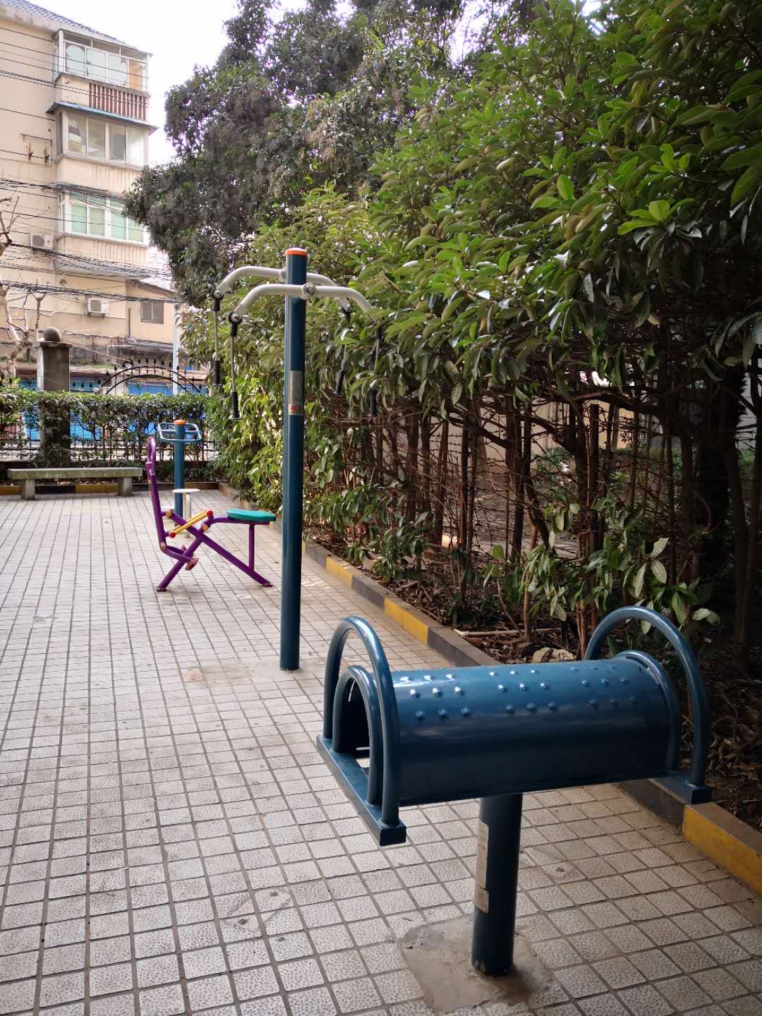 靜安區芷江西路街道普善居委健身點（大統路958弄）