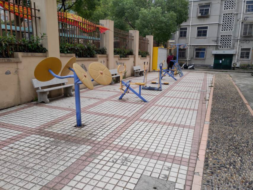 海燕二村健身點