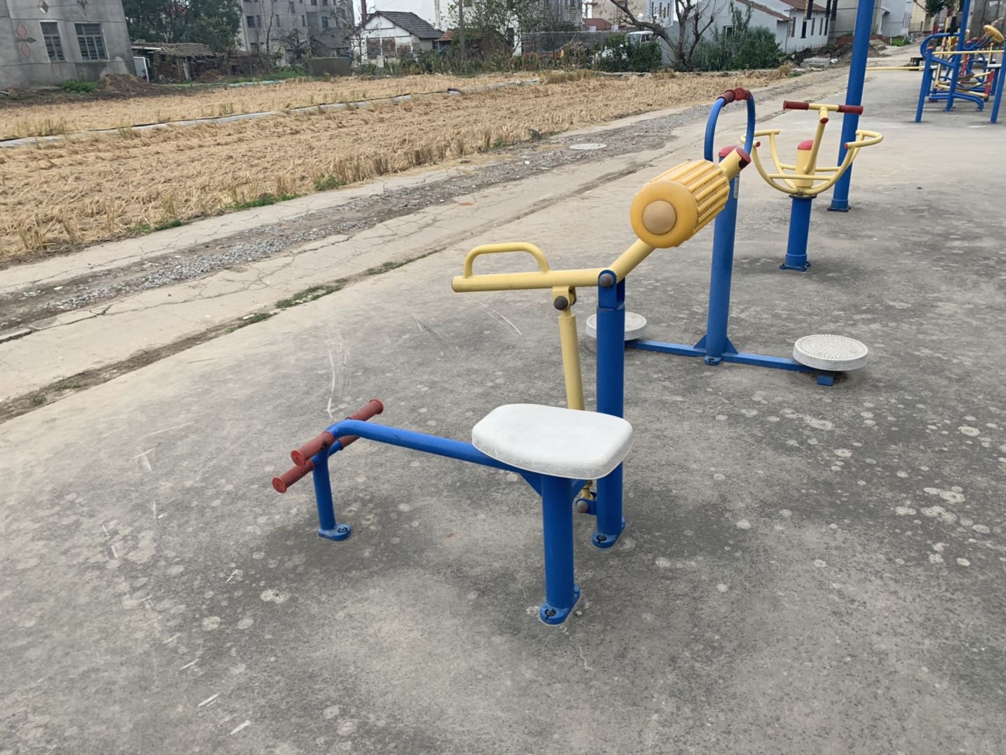 腹背鍛煉器 腹背鍛煉器