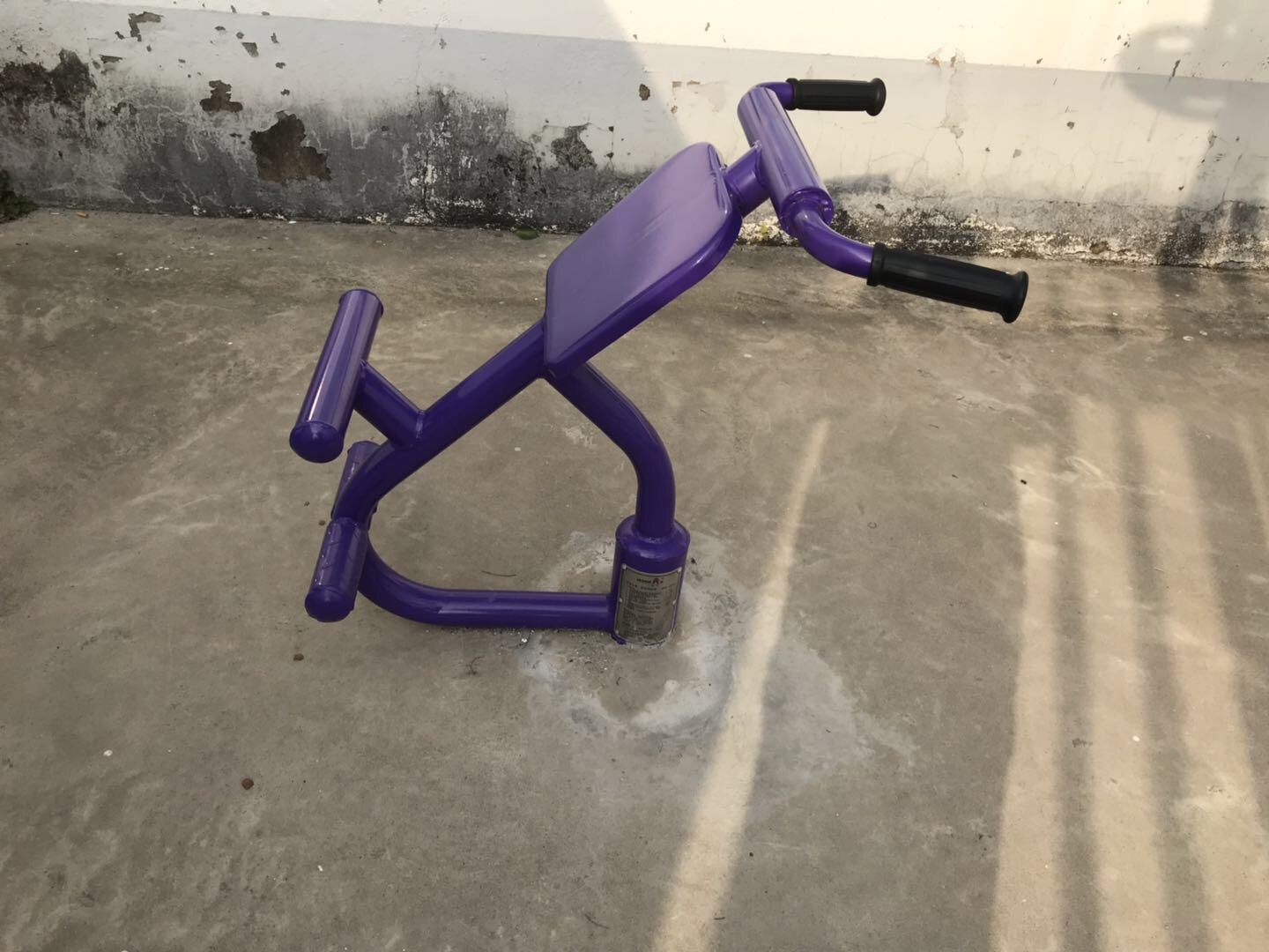 背肌訓(xùn)練器