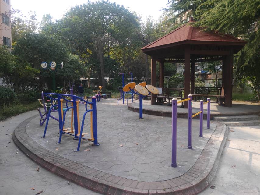 上南十村二洪山路301弄健身點 上南十村二洪山路301弄健身點