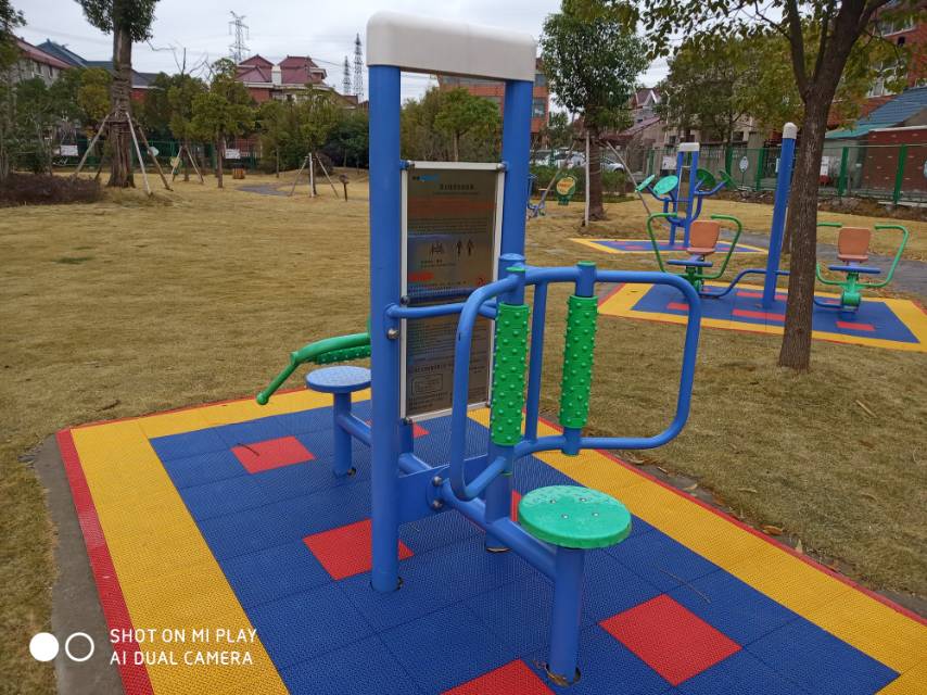 雙立柱腰背按摩器