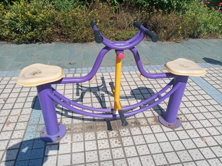 下肢康復器