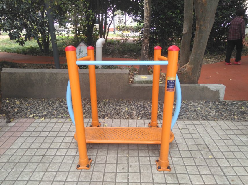 晃板健身器 晃板健身器