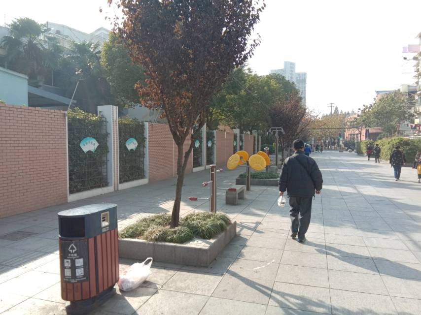 甘泉路休閑街健身點