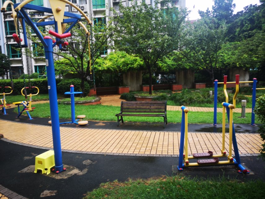 羅陽九居健身點D點