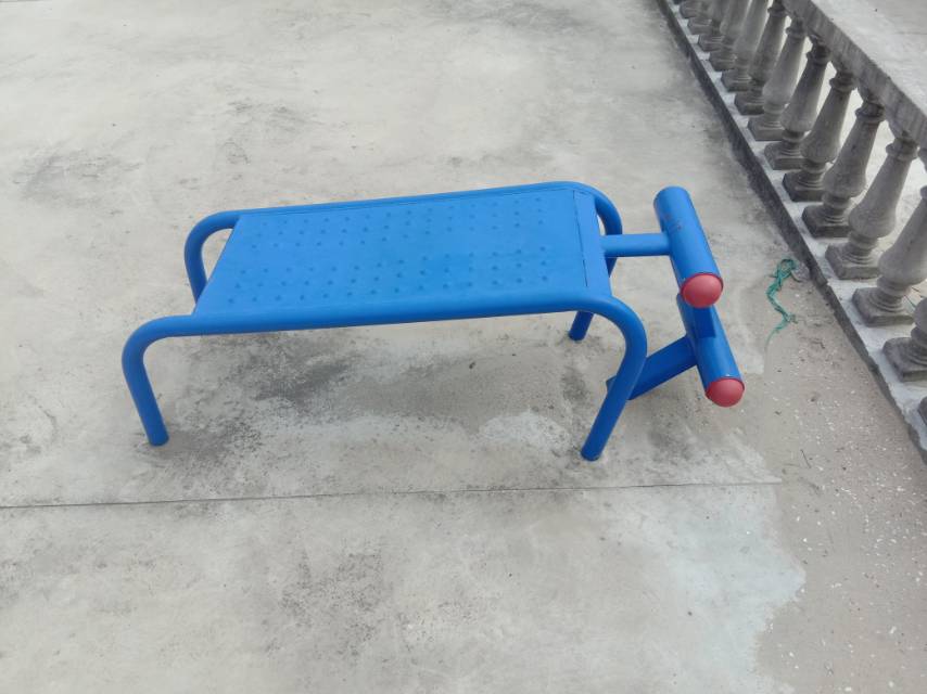 仰臥起坐板 仰臥起坐板