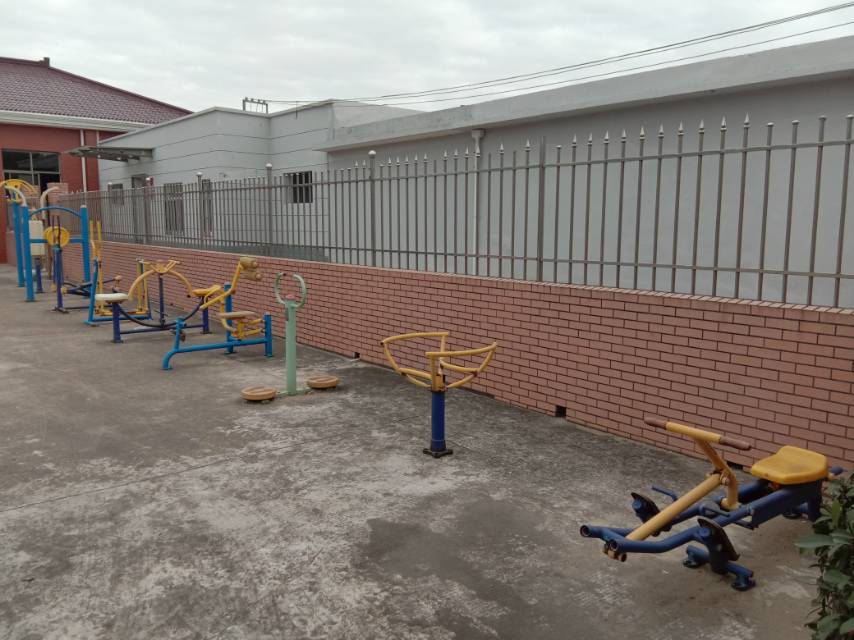 欄桿村文化體育中心健身點 欄桿村文化體育中心健身點