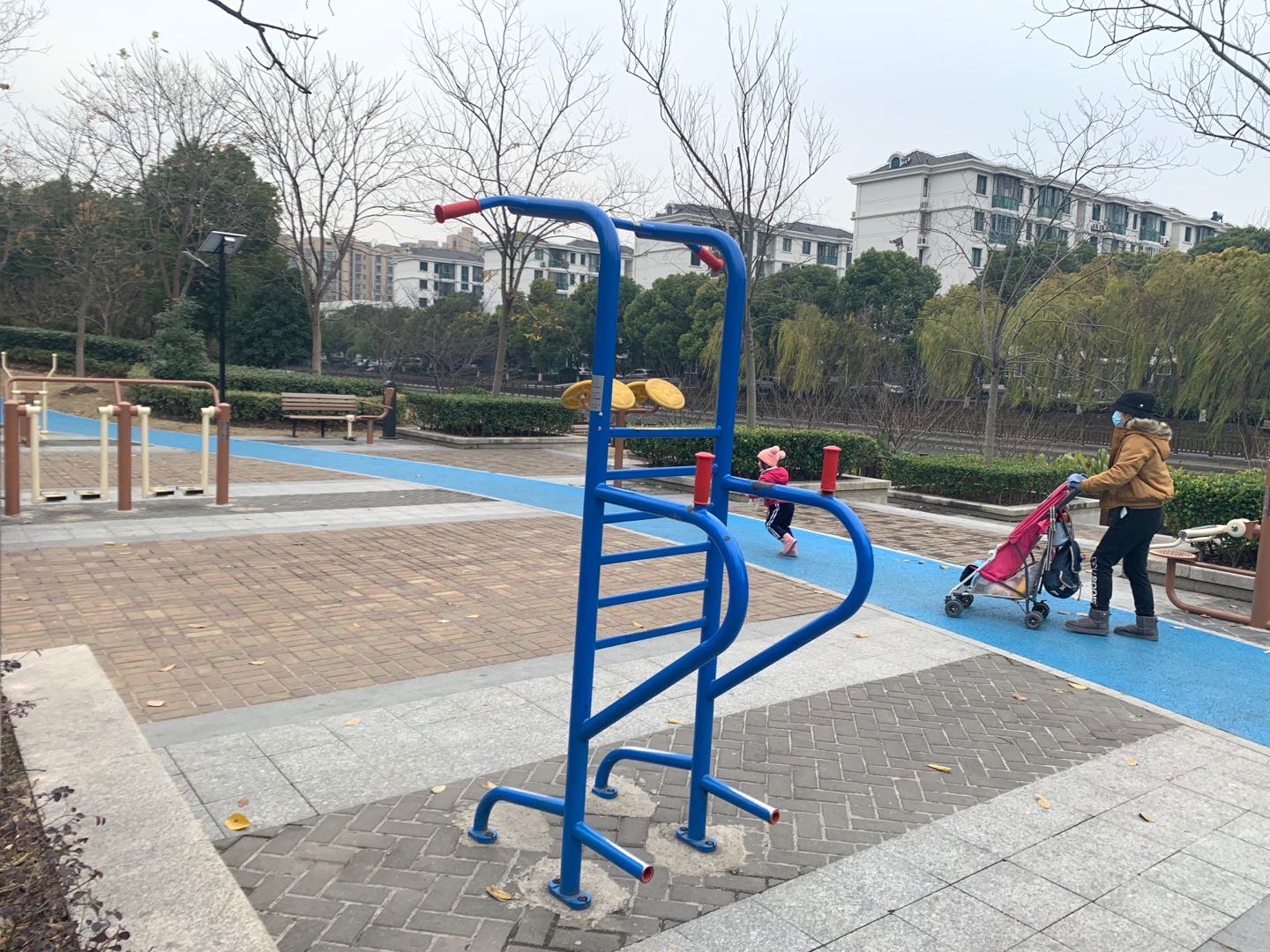 多功能鍛煉器 多功能鍛煉器