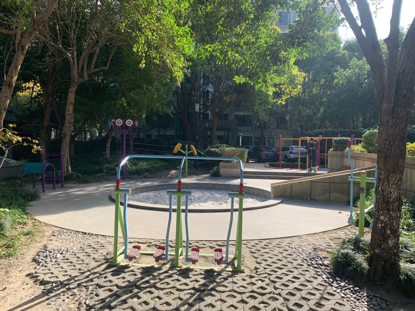 東繡路1085弄健身點(diǎn) 東繡路1085弄健身點(diǎn)