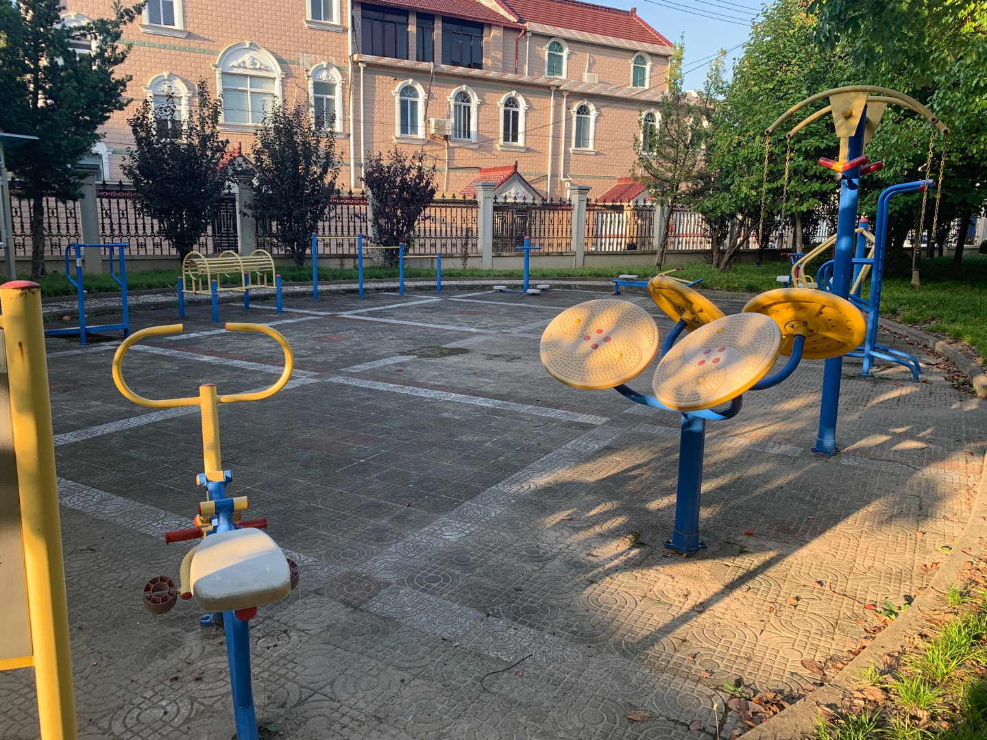 堡鎮匯秀苑健身點