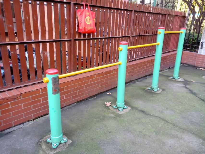 多聯(lián)壓腿架 多聯(lián)壓腿架