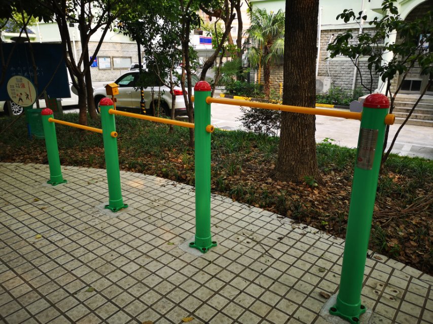 多聯壓腿架 多聯壓腿架