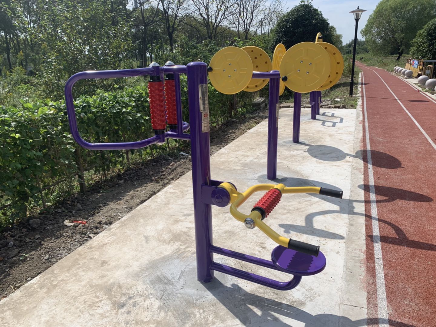 腰背按摩器 腰背按摩器