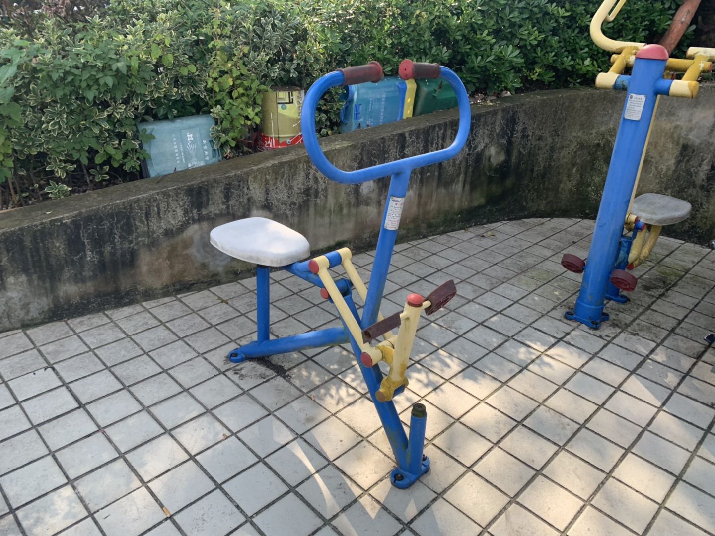 腰力鍛煉器 腰力鍛煉器