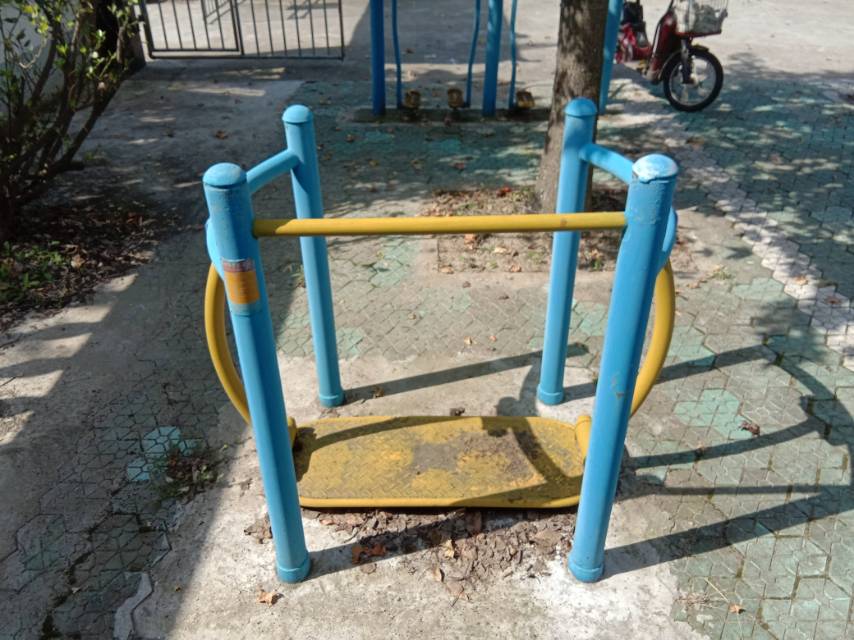 晃板健身器 晃板健身器