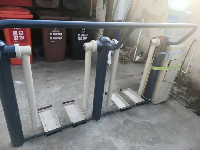 二位太空漫步機 二位太空漫步機