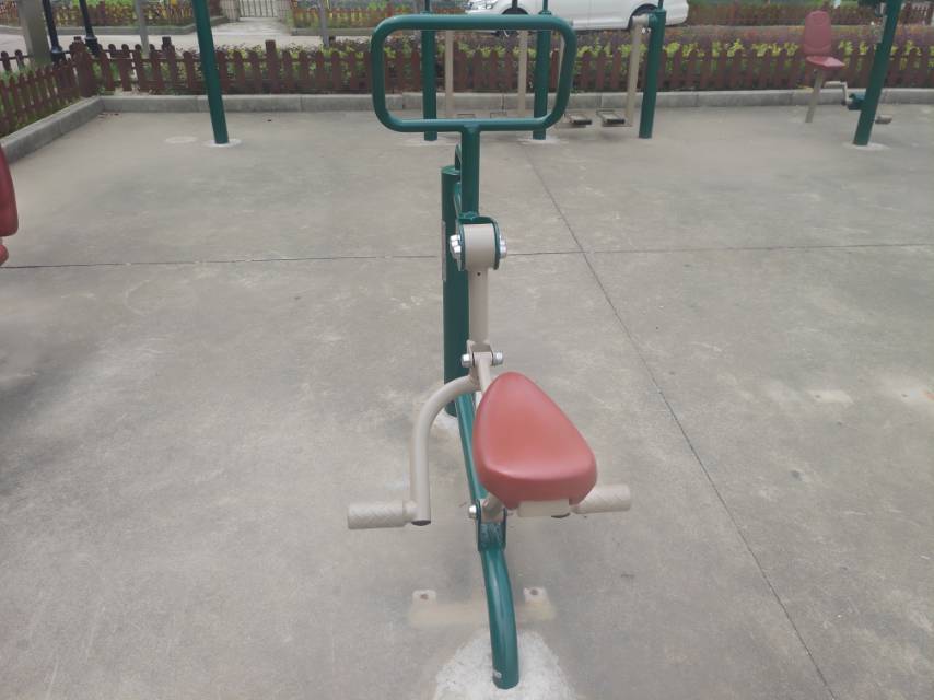 健騎機(jī) 健騎機(jī)