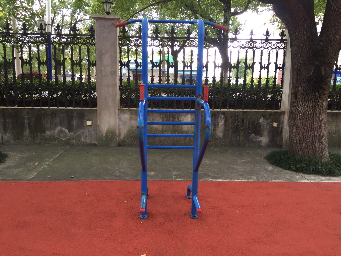 多功能訓(xùn)練器 多功能訓(xùn)練器