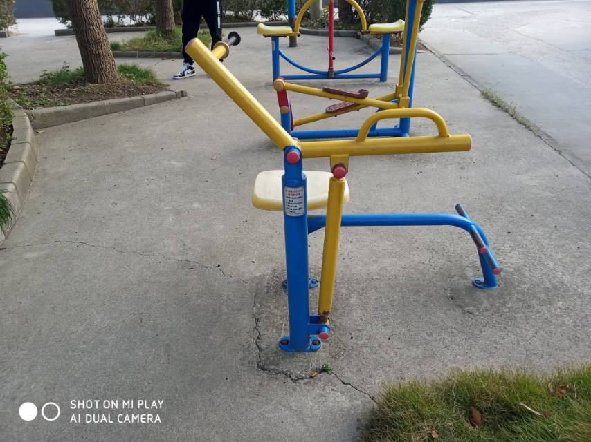 自重腹背鍛煉器 自重腹背鍛煉器