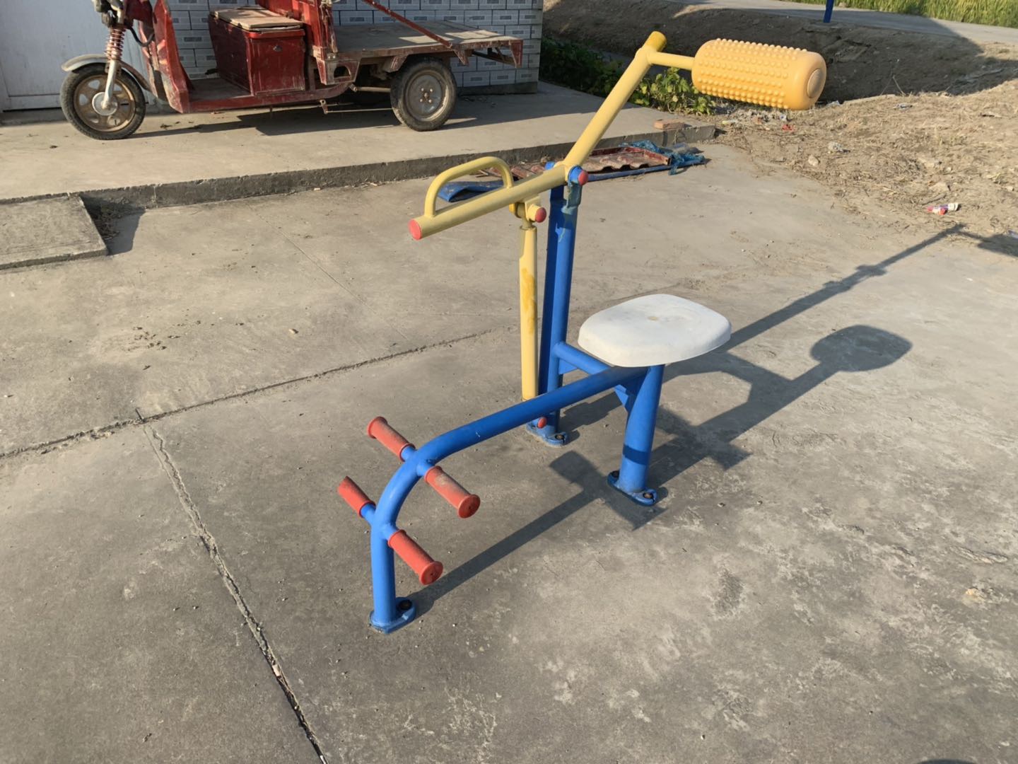 腹背鍛煉器 腹背鍛煉器