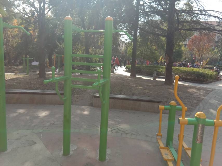 多功能訓(xùn)練器 多功能訓(xùn)練器