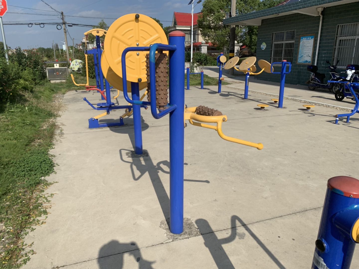 腰背按摩器 腰背按摩器