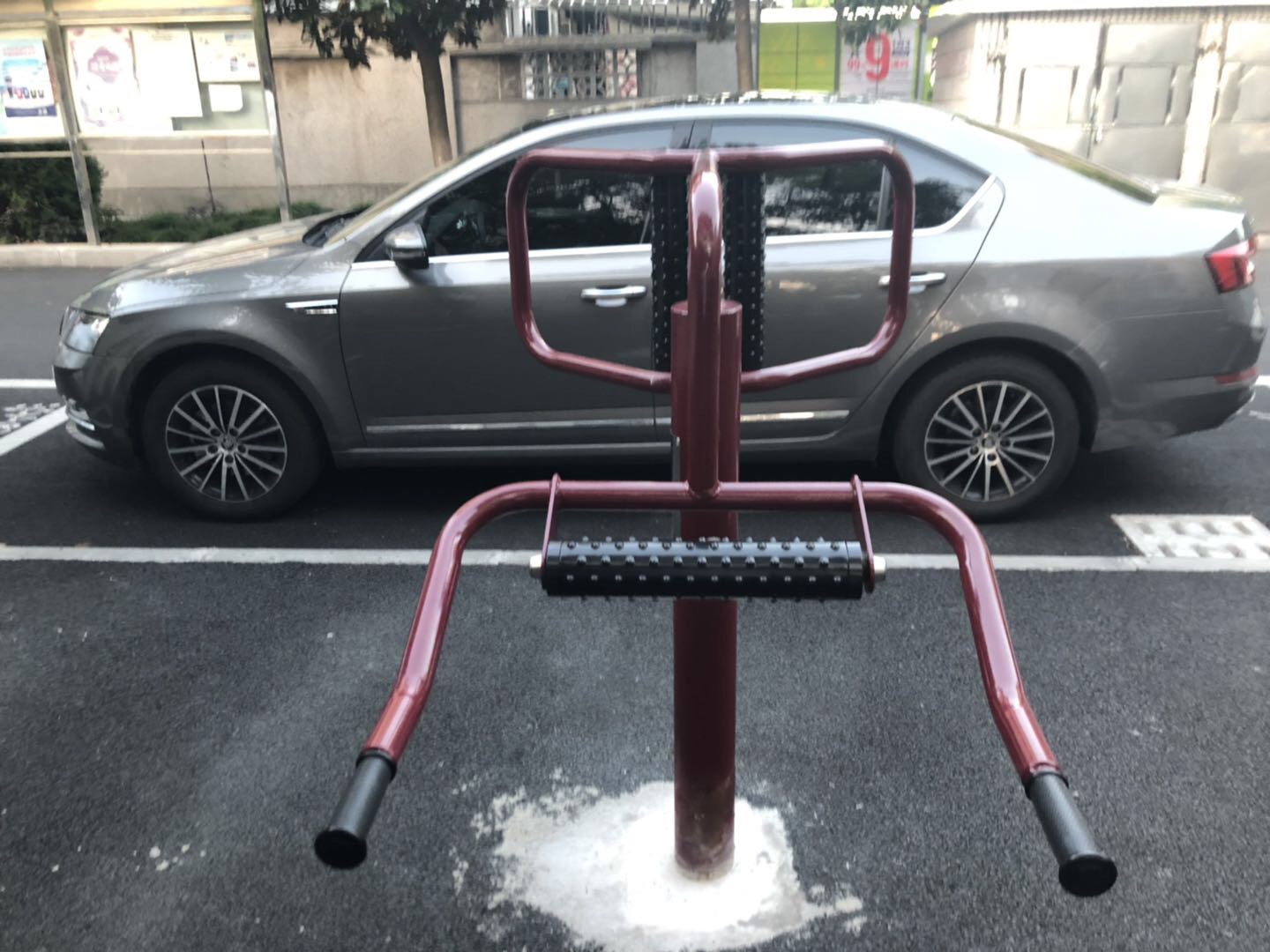 腰背按摩器 腰背按摩器