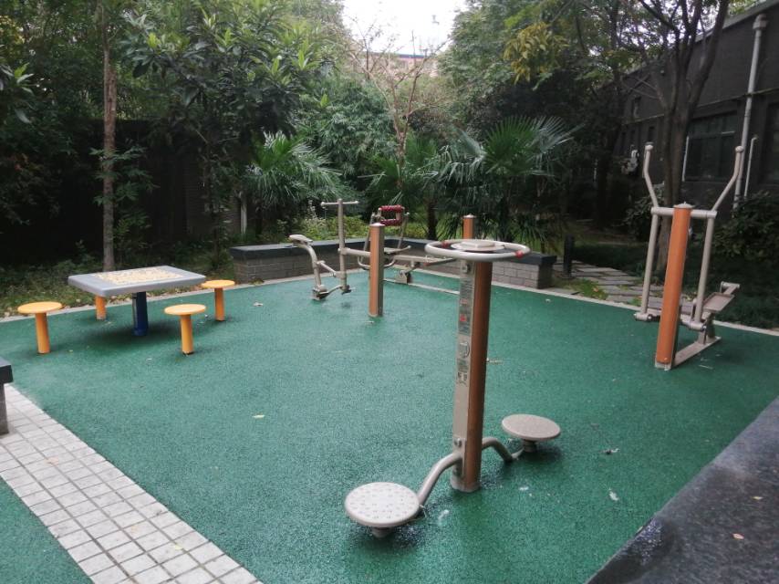 陸迎居委市民益智健身點1