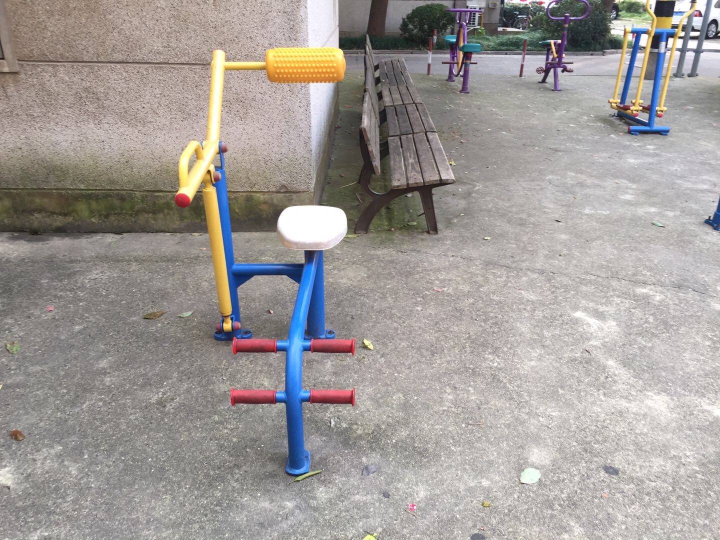 腹背鍛煉器 腹背鍛煉器